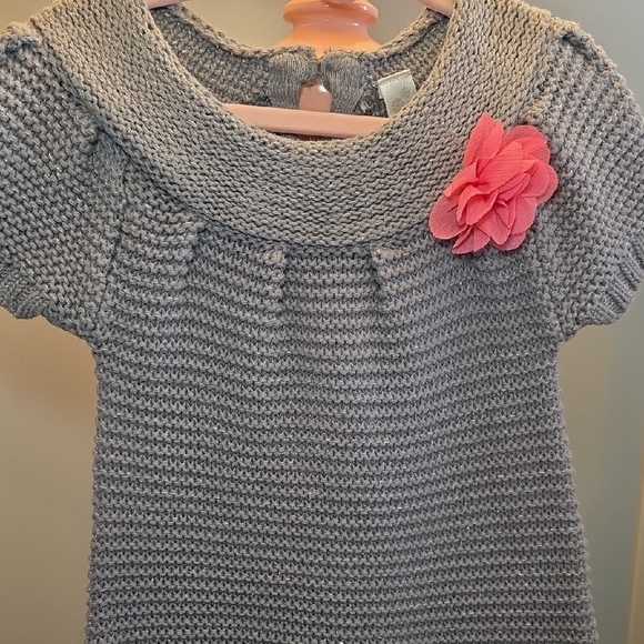 Charming Knit Dress with Pink Floral Accent - Picture 3 of 7